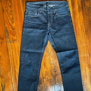 Uniqlo Men’s Slim Selvedge Jeans Size 29